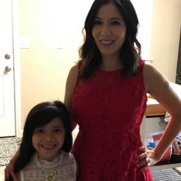 Meet your Posher, Tanya, Mom of Twins - Picture 2 of 4